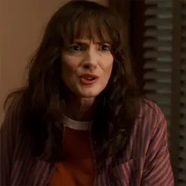 joyce in s3 is so badass #joycebyers #joycebyersedit #winonaryder #winonaryderedit #strangerthings #strangerthings3 #heathers #halloween