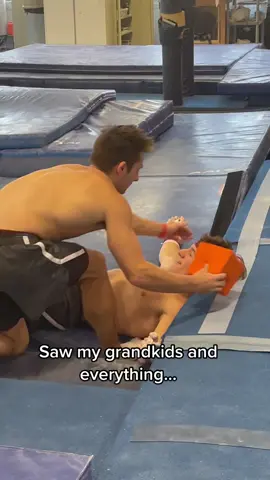 Only the og fans know 😳 #fyp #gymnastics #highbar #callanambulancebutnotforme