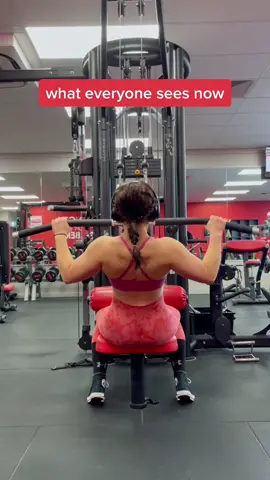 if you want to get the rewards after the cut you’ve got to get uncomfortable during the bulk🤝🍑 #fyp #foryou #fitnesstiktok #gym #workout #weightloss