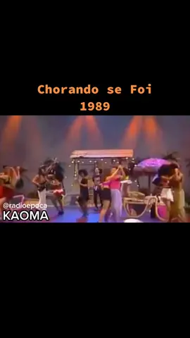 Em 1989 o grupo KAOMA lançou a música Chorando se Foi. SUCESSOS QUE MEU POVO GOSTA!! #anos80 #bonstempos #musicas #lambada #kaoma #compartilhe #sucess
