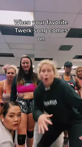 Squid Games Challenge in Twerk Class! #fy #fyp #foryoupage #squidgame #squidgamenetflix #squidgamechallenge #twerktok