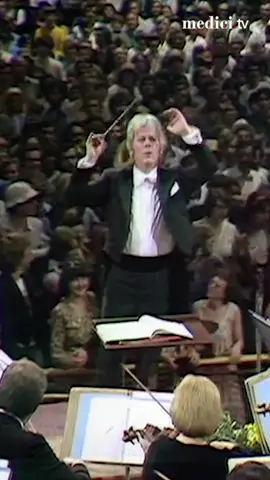 Not sure I want to sing along after watching Squid Game 🥵🔼⏺⏹ #squidgame #squidgamenetflix #Strauss #classicalmusic #orchestra