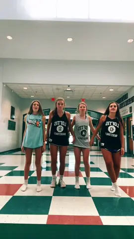 ☘️🍀@aubrey.renfro.2 @madden_cothron #SoundcoreGoForGold #123PandoraME #TakeTheDayOffChallenge #BenefitOfBrows #fyp #foryou