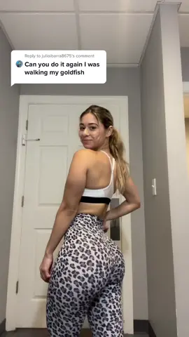 Reply to @julioibarra8675 how’s Goldie? 🤭 🐟 #StudentSectionSauce #SoundcoreGoForGold #GymTok #gymgirls #girlswholift