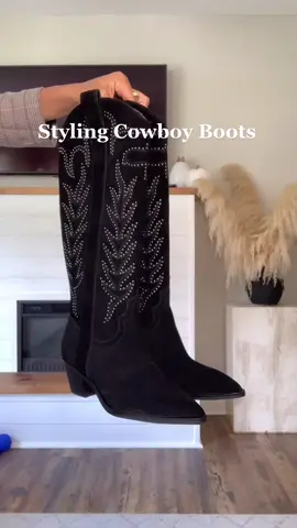 Which way would you wear these boots? 1,2,3 or 4? #StudentSectionSauce #SoundcoreGoForGold #cowboybootsoutfit #stylingcowboyboots
