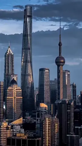 It’s the Shanghai Tower, captured by Allthingschina_ on Insta! #skyscraper #tallbuildings #skyscrapers #architecture #shanghaitower #tallbuilding