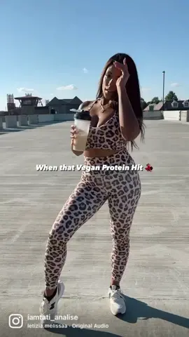 #veganprotein #dancersoftiktok #wellness #Fitness #veganproteinpowder