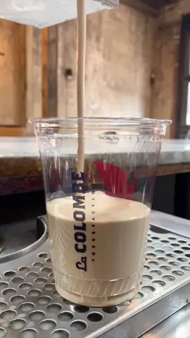 We all know who the real star is. #lacolombecoffee #coldbrew #cafe #draftlatte