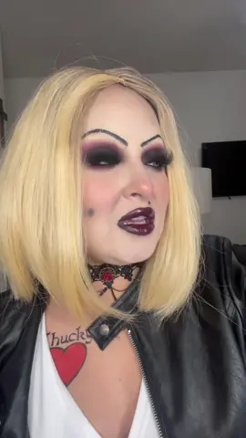 Who the f#%k is Martha Stewart #makeupbyanaliza #chucky #chuckytiffany #OneSliceChallenge #halloween #halloweenmakeup #tiffanychuckybride #fyp