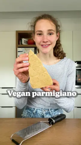 Today I’m „cheesy“ 🧀😉 #vegancheese #veganrecipes #veganfood #EasyRecipe #quickrecipes