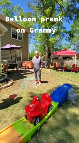 balloon prank#prank #balloon #grandma