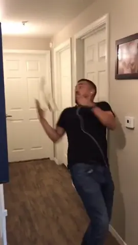 He catches everything his wife throws at him 😂😂 (@mamasleet)