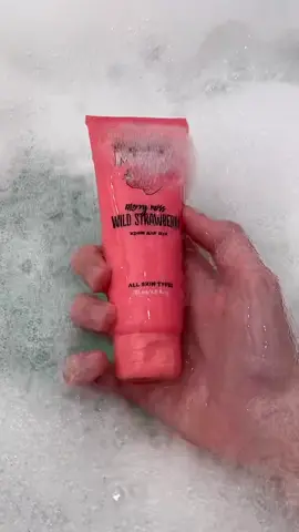 /🛁Купаюсь🛁🍓/#рекомендации #эстетика #рек #dolcemilk #купаюсь #ванна #пена #облачко#рекомендации #эстетика