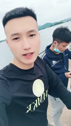 lạnh rồi đó . 😂😂mà vẫn chưa có gấu😃