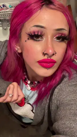 okayyy the new shein hello kitty drop is so tempting 🥰🤗🙄😭 for why #foryoupage #foryou #sanrio #makeup