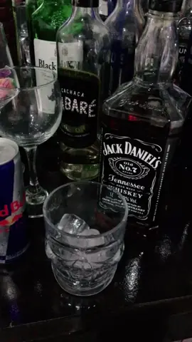#foryou #whiskyegelo #bebidaenergetica #redbull #jackdaniels