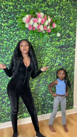 Lol when I tell y’all she made me do this dance to so many different songs!! Here’s another video since y’all loving my lil cuz @Skylah b 😍💕💕