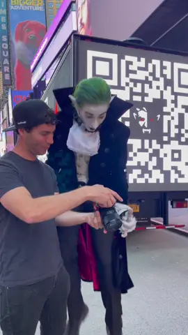 He has become a Sneaky Vampire @straightdroplace1 #SVS #NFT SVS.GG @Jessica @crimshawofficial #SneakyVampireSyndicate