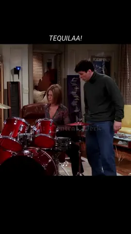 These two together are the best 😂 #friends #friendstvshow #joeytribbiani #mattleblanc #jenifferaniston #rachelgreen #friendscast #tequilasong #fyp ❣️