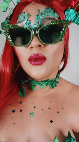 #poisonivy