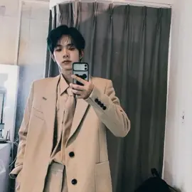 heeseung looks scary when he's serious lol #enhypen #heeseung #kpop  #viral #fyp #foryou