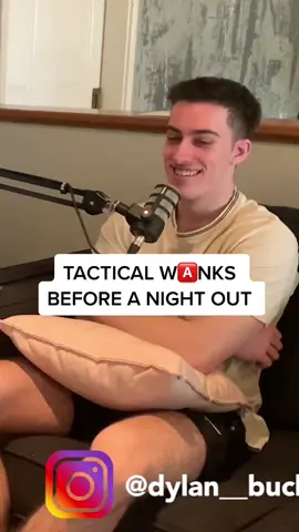 Did any lads do this back in the day? 🤣 #clubbing #party #funny #fypシ #fyp #viral #lads #drinking #drunk #guys #zyxcba #xyzbca #funnyvideos #boys