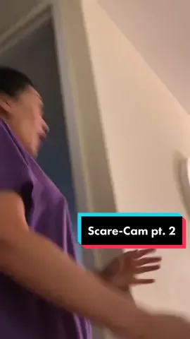 👻 Boo Part 2! @alliehung doesn’t scare easy! #halloween #scarecam #halloweenathome