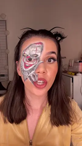 Take off my makeup with me|Pennywise edition 🎈 🤡 #takeoffmymakeupwithme #makeup #halloweenlook #31daysofhalloween #fyp