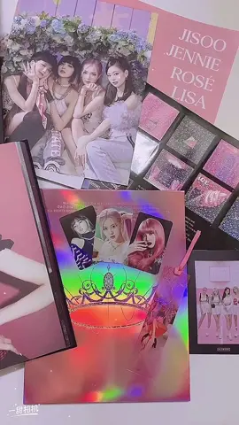 Tuỵt zời, xuất sắc, quá ngon, quá thơm 🎉 #blackpink #rosé #jennie #jisoo #lisa #fansé #unbox #unboxing #unboxingblackpink #thealbum #fyp #fypシ #blink
