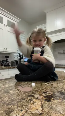 I can pour chocolate milk all by myself!!!!! 🤣👏🏼