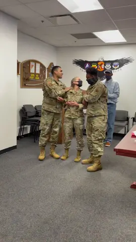 As requested…the original audio. The anwser is no 🤦🏼‍♀️😂#funny #foryoupage #tasertasertaser #military #orginal