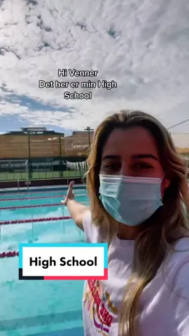 Fra min #efterår rejse til Nepal 🏊🏽‍♀️ Kan du godt lide min plakat? 😂😅