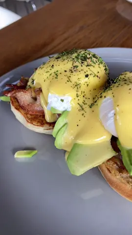 Clearing some drafts, quick breakfast catch up with Meika a while ago❤️ #capetownrestaurants #capetownresturants #capetownbucketlist #tashas #breakfast #breakfastdate #fyp #fypシ #foryoupage