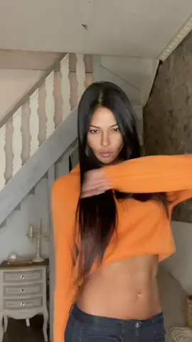 #bellaciaodance #bellaciaochallenge #bellaciaociaociao            🤛🏽➡️🤜🏽⬅️🔫🔫🔫1.2.3💪🏽💪🏽