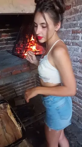 boga a la parrilla que hicimos con mi hermana.!!! 🔥🐟🥗🍞🍷