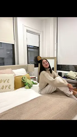 Mini moving back to NYC vlog✨ so happy to be back #nycapartment #nyclife #nycsubway #nyc #movingout #roborockrun