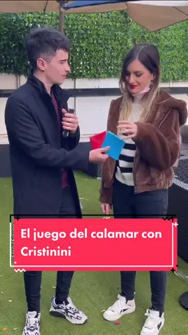 El juego del calamar con @Cristinini 💋✋ IG: SergioEleven ❤️ #eljuegodelcalamar #besoocachetada #kissorslap #cristinini