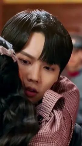 When they’ve finally met again💓 #linyanjun #evanlin #dmjkFIL #fallinlovechinesedrama #fallinlove2021 #zhangjingyi #cdrama #ninepercent #idolproducer