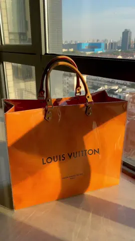 Don’t throw your shopping bag! Let’s make a useful tote bag! Love how it turns! Leave a moment if you want to get the giveaway kit! #lv #DIY#bag