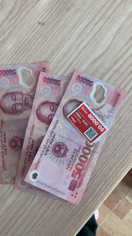 #VoiceEffects #khó hiểu thật khách mua thẻ 50k đưa 200k trả lại 150k+50k thẻ tại sao vẫn còn 200k