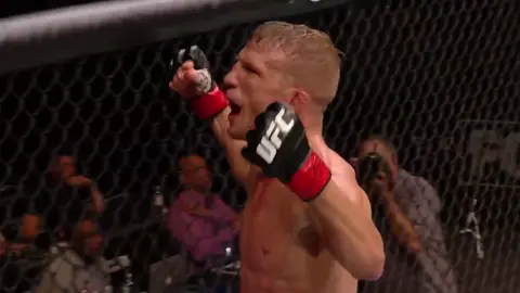 Combination of Tj Dillashaw vs Renan Barao #MMA #fight #UFC #boxing