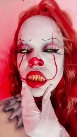 Love this Audio! 😁🤡🎈 Me encanta este audio! Amo todo lo que sea de terror 😅 #pennywise #pennywisemakeup #it #clown #clowncheck #clownmakeuplook
