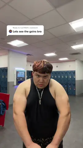 Reply to @luis7454 #fyp #fy #fypシ #powerlifting #chubby #strong #mf 😂💪🏻 les get it Gs i dint had this guns, but i want them bigger so ama go get them😤💪🏻🔥