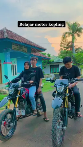 Pemula kopling🥵 #fyp #crf150l #motorcrf #supermotoindonesia #AtomexAstro #ReadyToNuGlow