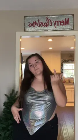 i can’t find a single fuck to give #fashion #bodypositivity #plussize #selflove i’m in love with this song @courtneygovan