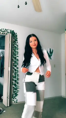 @jada.thompsonnn we cool like that #trend #dance #viral