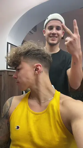 Co powiecie na taką zmianę? 🤔🤔 #dc #dlaciebie #fyp #hair #haircut #barber #viral #change
