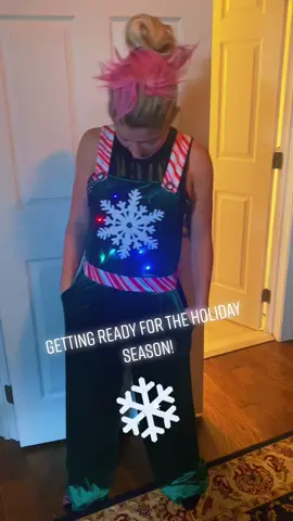 & so it begins… #holiday #holidaycountdown #alliwantforchristmas
