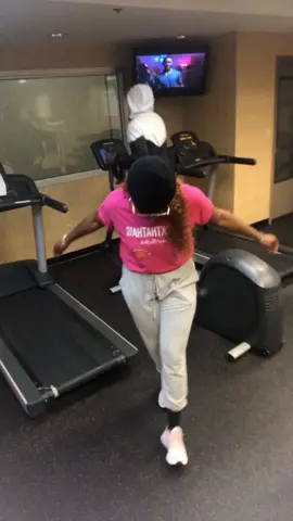 Glenn was hyping me because I can’t dance #fyp #fypシ #foryourpage #viral #woldsidechallenge #dance #discover