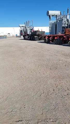#fyp #gfym #trucker #realheavyhaul #superload #sendit #gobigorgohome #BetterTogetherChallenge #lowboy